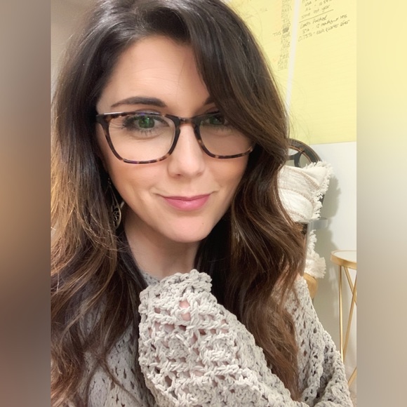 Meet your Posher, Deedee - Picture 1 of 1